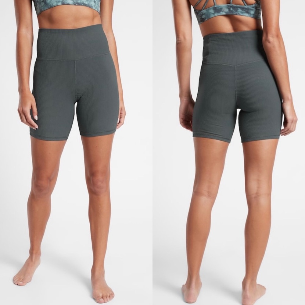 Athleta Elation Rib 7” Short